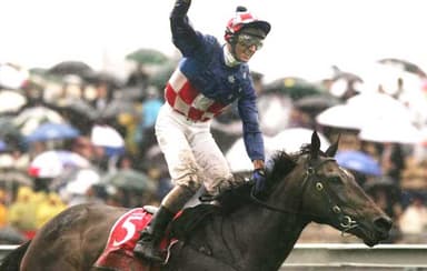 "She was family": Owner pays tribute to Makybe Diva