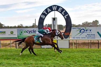 Correct Weight: Nick and Trav Noonan’s Sunday best bets (05/04)